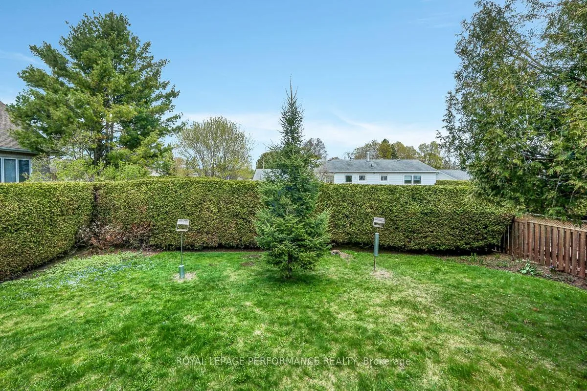 Photo 27 of 13 Mcmurdo Court, Ottawa, Borden Farm/Stewart Farm/Carleton Heights/Parkwood Hills — HOMEH