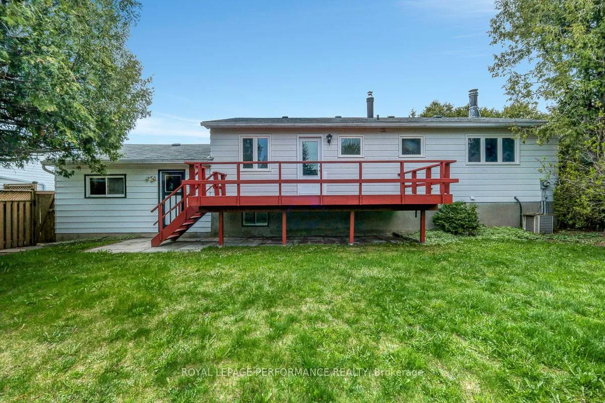 Photo 28 of 13 Mcmurdo Court, Ottawa, Borden Farm/Stewart Farm/Carleton Heights/Parkwood Hills — HOMEH