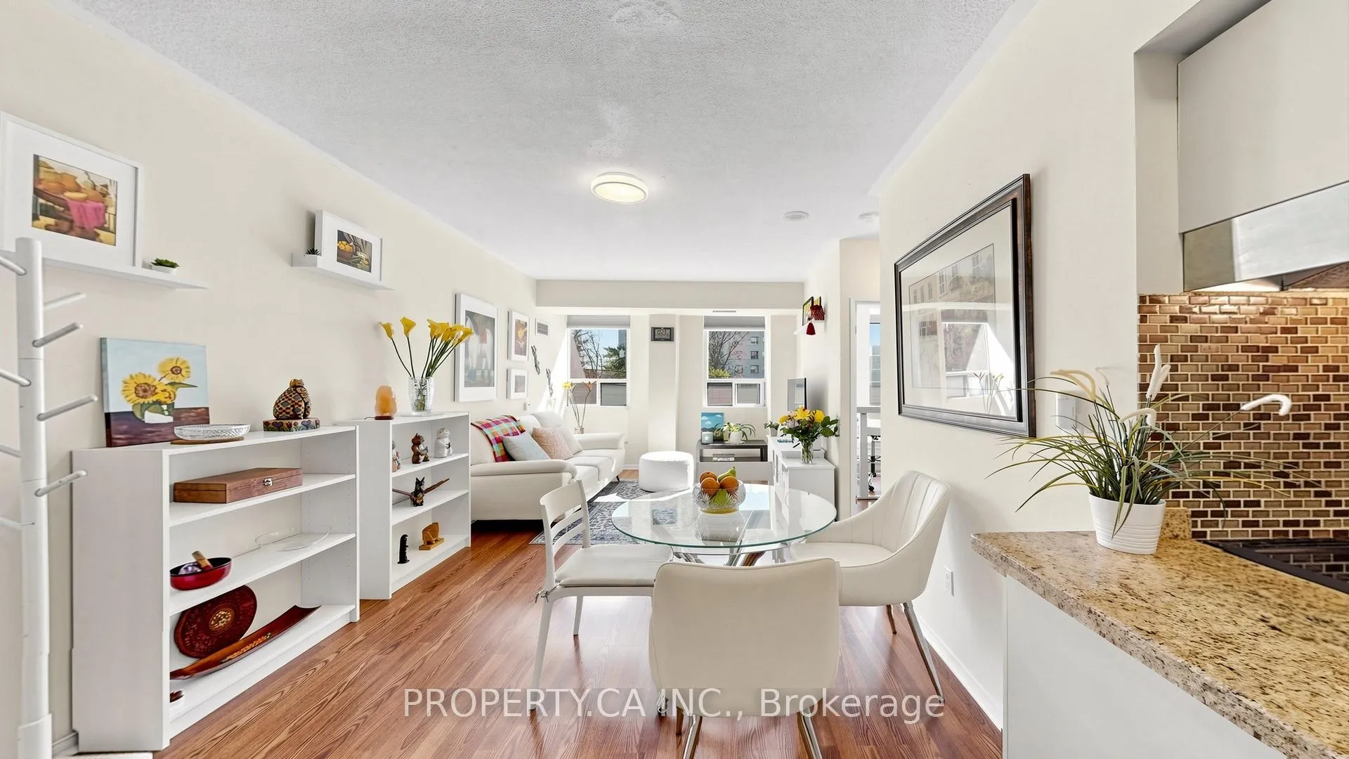 Photo of Unit 107, 7398 Yonge Street