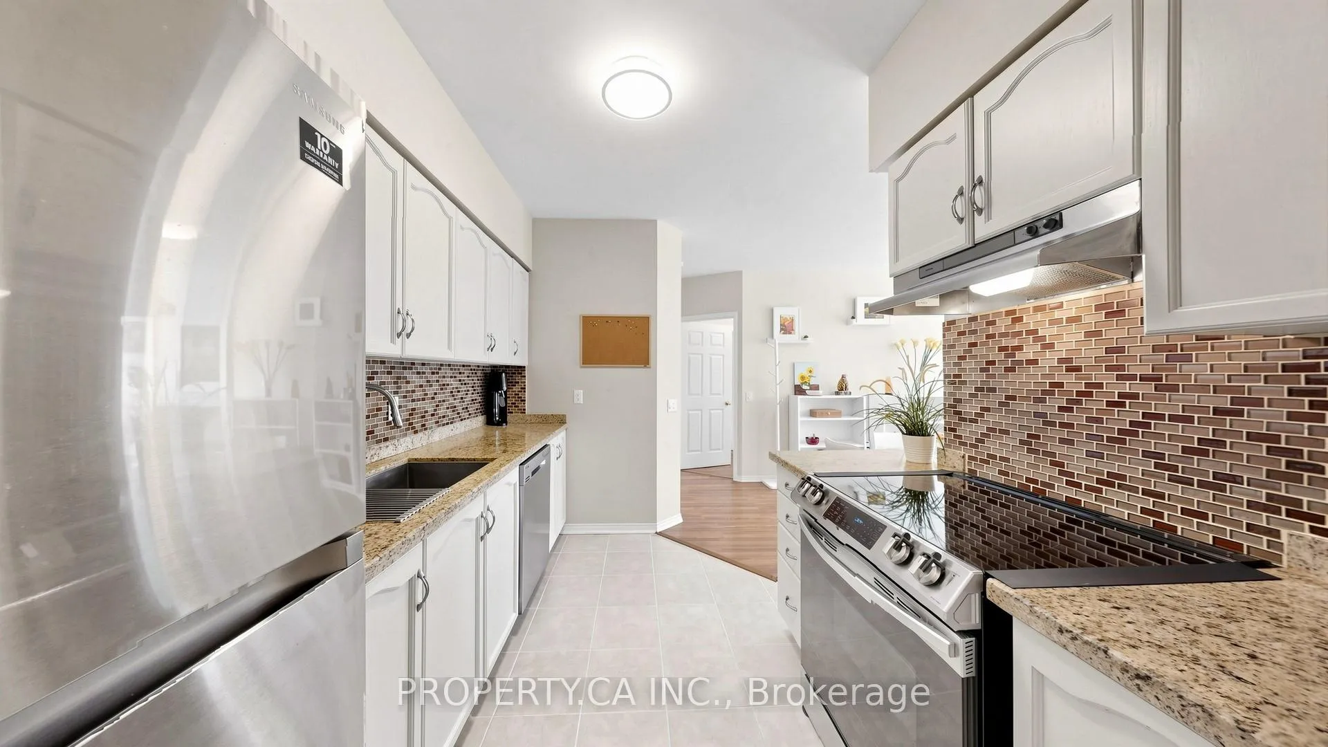 Photo 14 of Unit 107, 7398 Yonge Street, Vaughan, Crestwood-Springfarm-Yorkhill — HOMEH