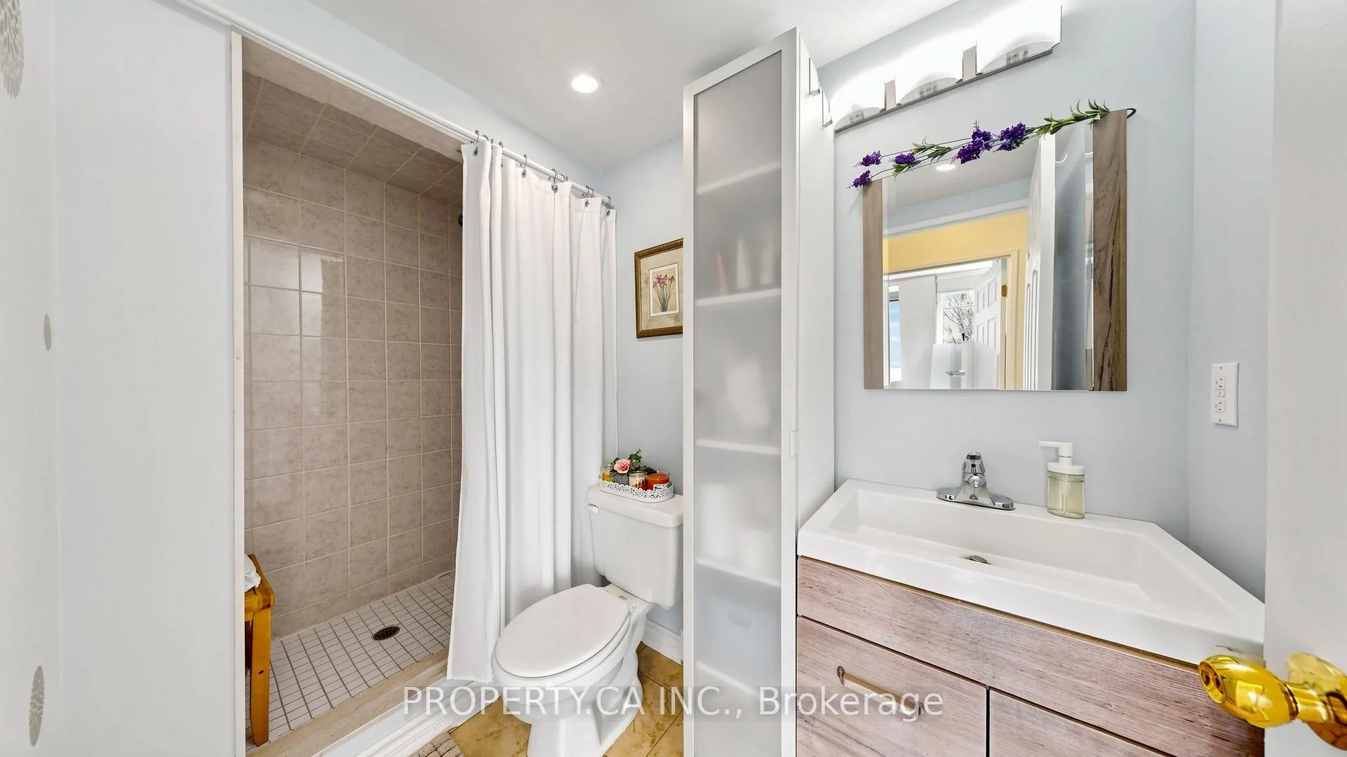 Photo 27 of Unit 107, 7398 Yonge Street, Vaughan, Crestwood-Springfarm-Yorkhill — HOMEH