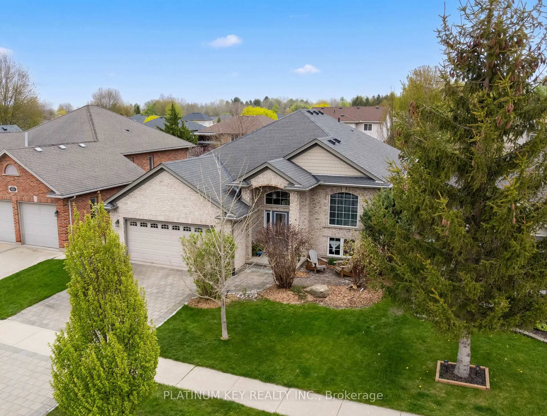 Photo 1 of 531 Darcy Drive, Strathroy-Caradoc, NE — HOMEH