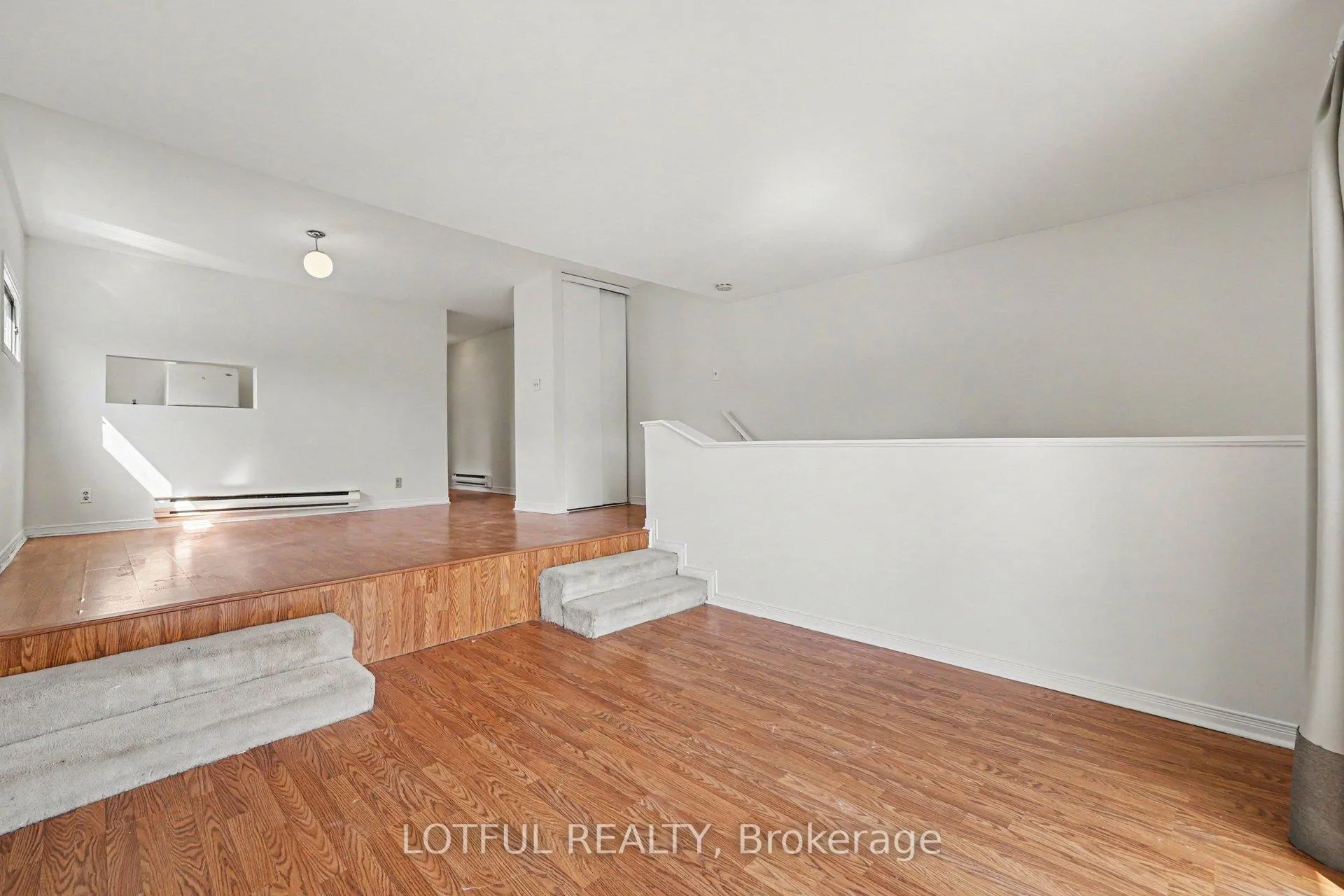 Photo 4 of Unit 2, 72 Spadina Avenue, Ottawa, Hintonburg — HOMEH