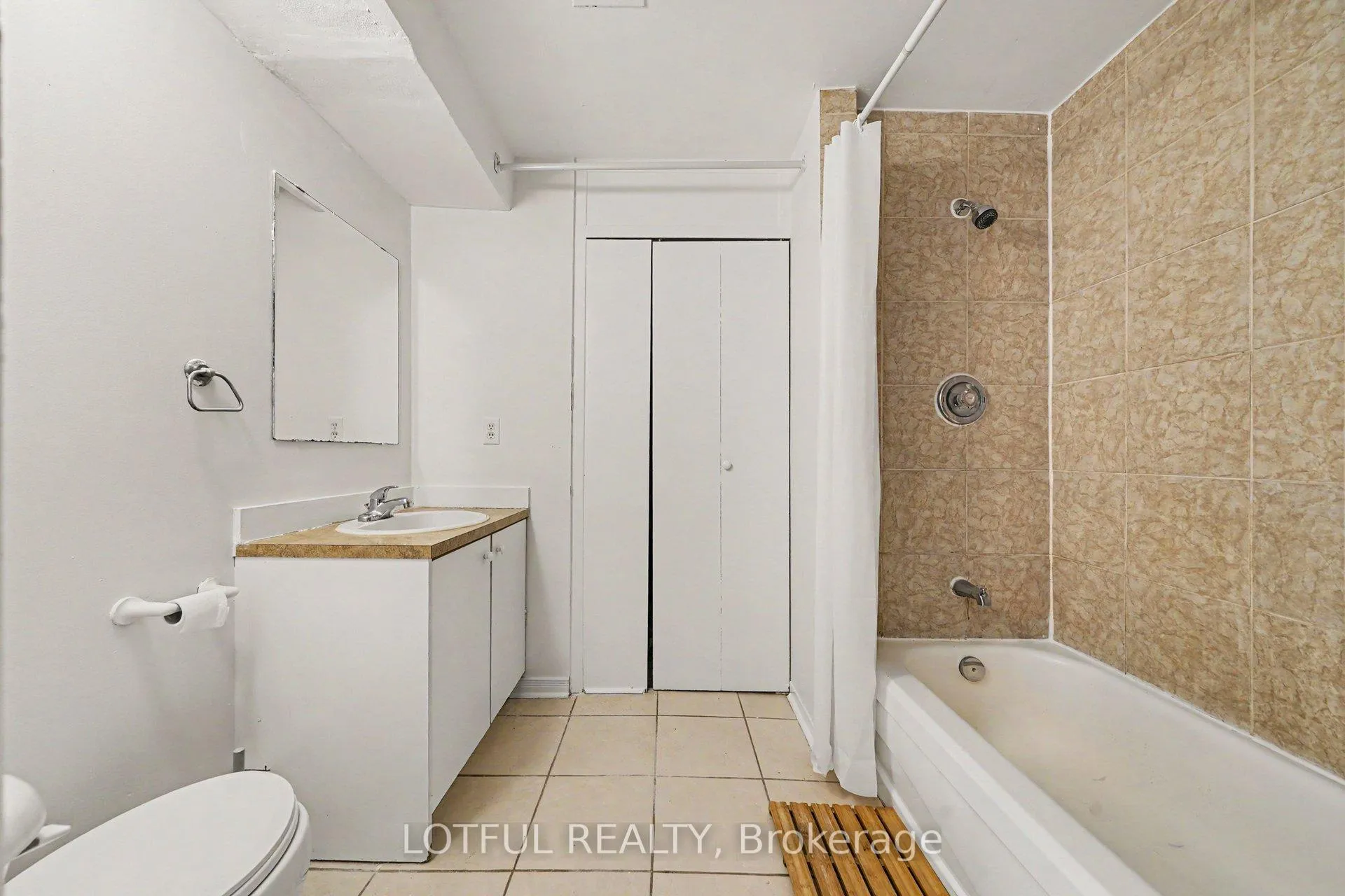 Photo 11 of Unit 2, 72 Spadina Avenue, Ottawa, Hintonburg — HOMEH