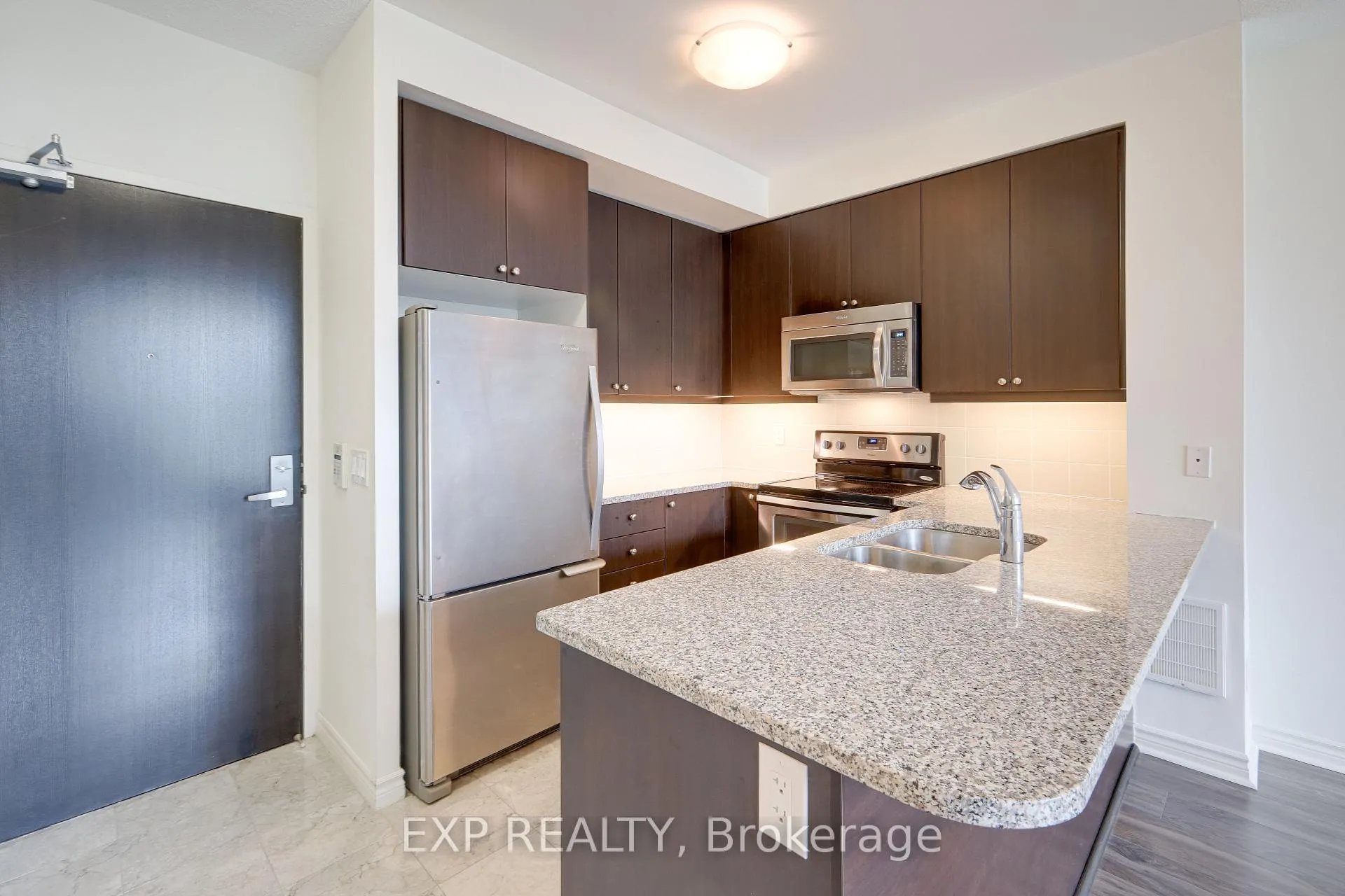 Photo 7 of Unit 212, 25 Lower Simcoe Street, Toronto, Waterfront Communities — HOMEH