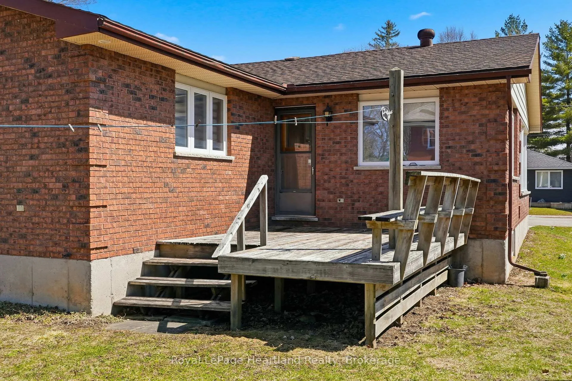Photo 34 of 350 Edward Street, North Huron, Wingham — HOMEH