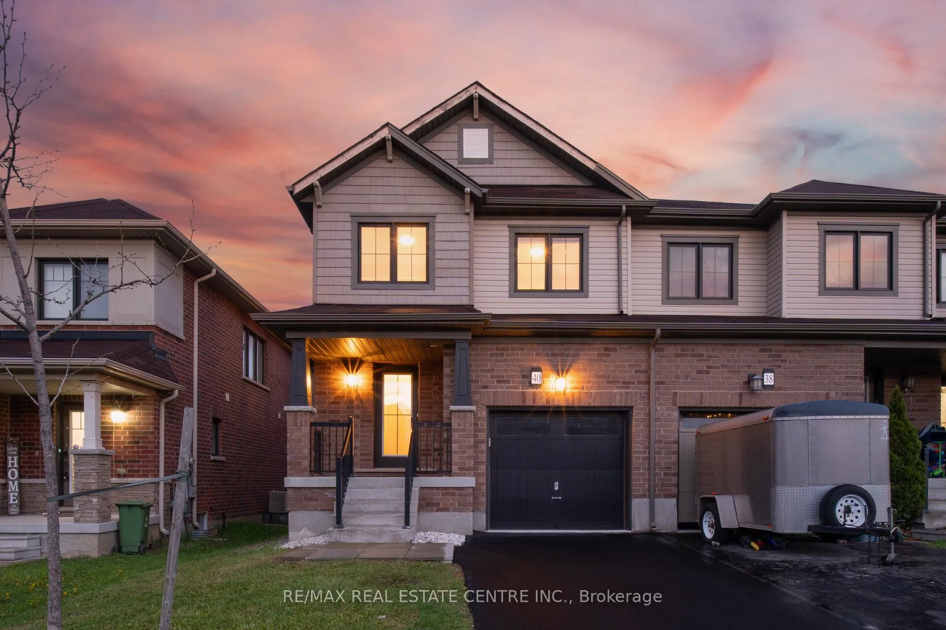 Photo 2 of 40 Sherway Street, Hamilton, Stoney Creek — HOMEH
