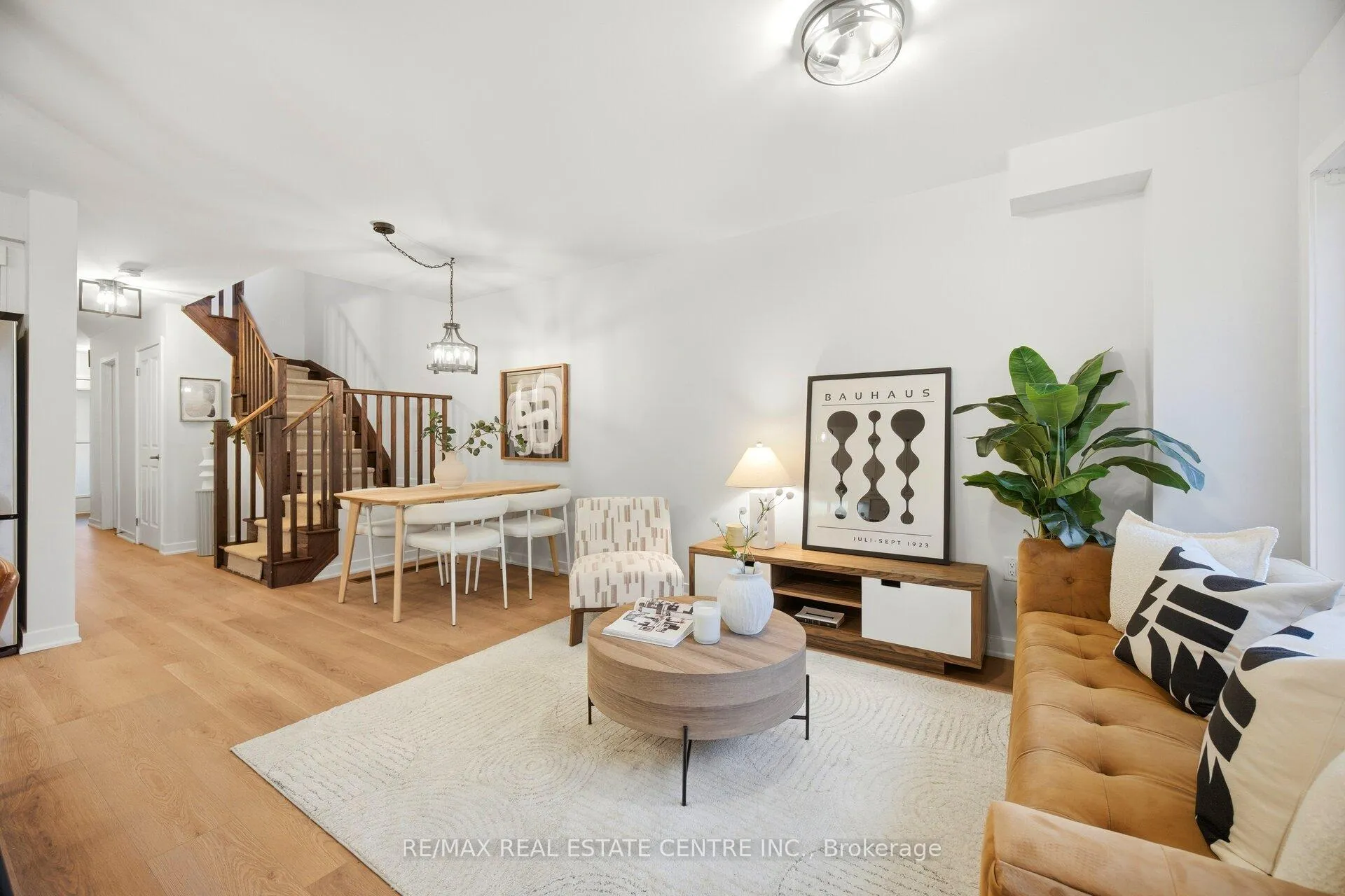 Photo 8 of 40 Sherway Street, Hamilton, Stoney Creek — HOMEH
