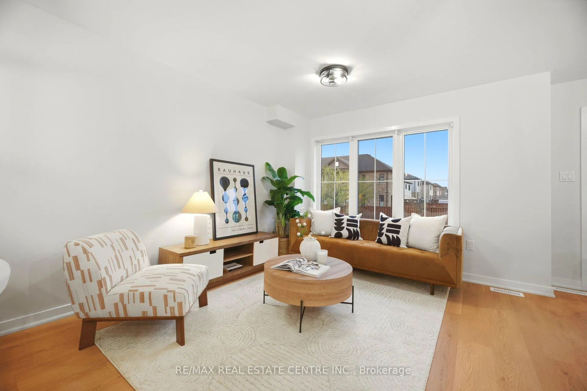 Photo 9 of 40 Sherway Street, Hamilton, Stoney Creek — HOMEH