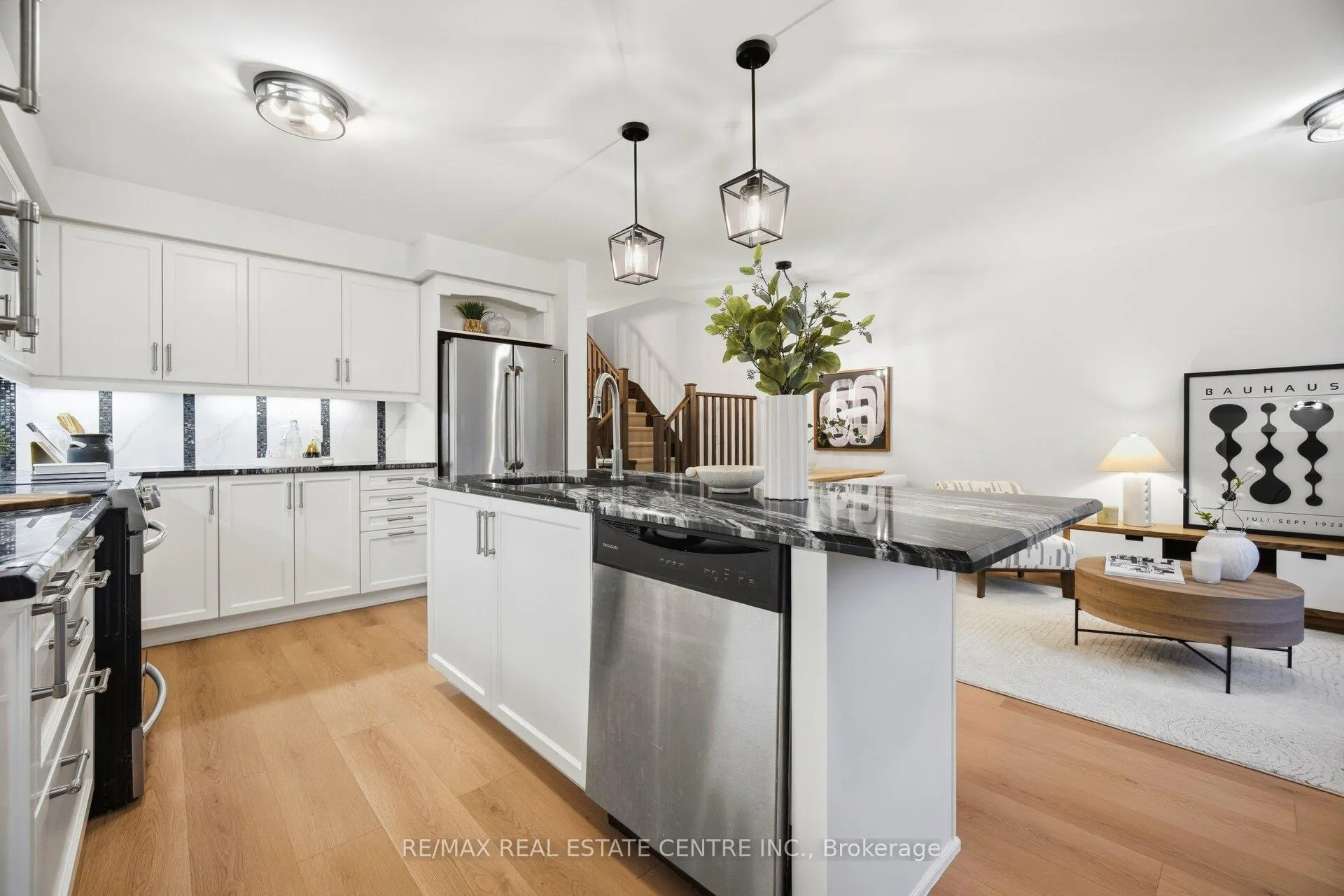 Photo 14 of 40 Sherway Street, Hamilton, Stoney Creek — HOMEH