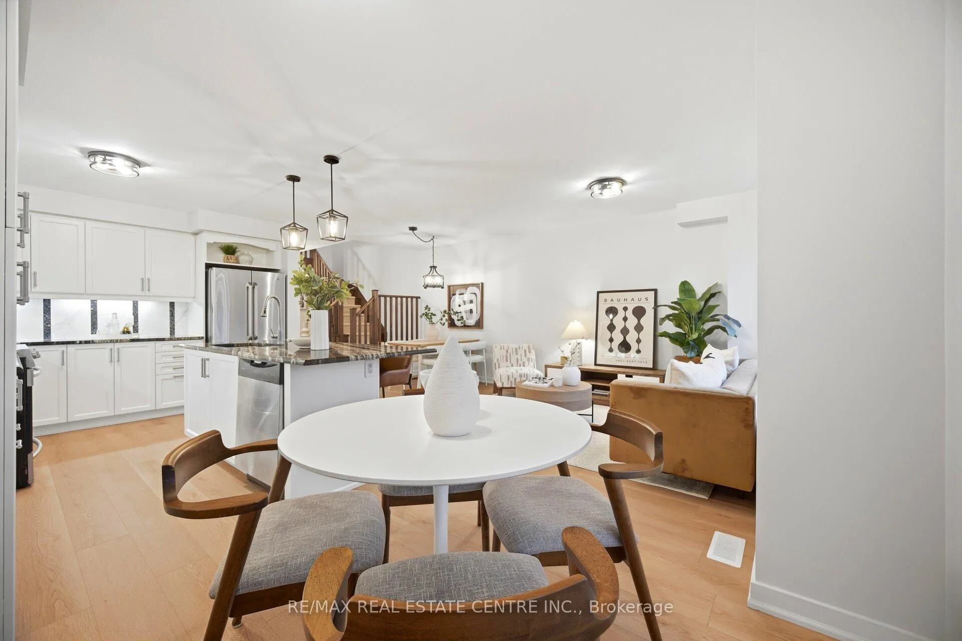 Photo 19 of 40 Sherway Street, Hamilton, Stoney Creek — HOMEH