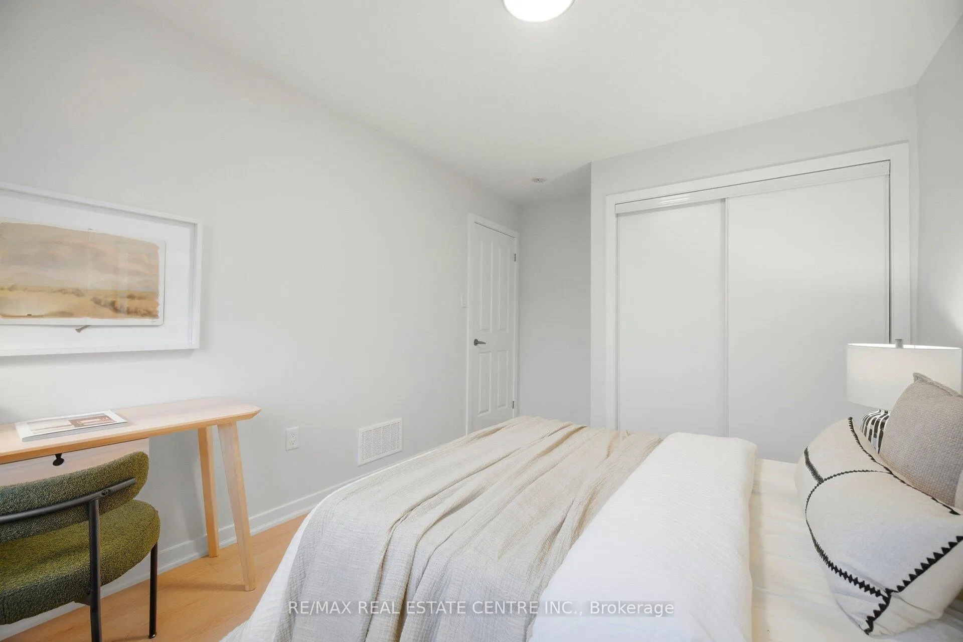 Photo 31 of 40 Sherway Street, Hamilton, Stoney Creek — HOMEH