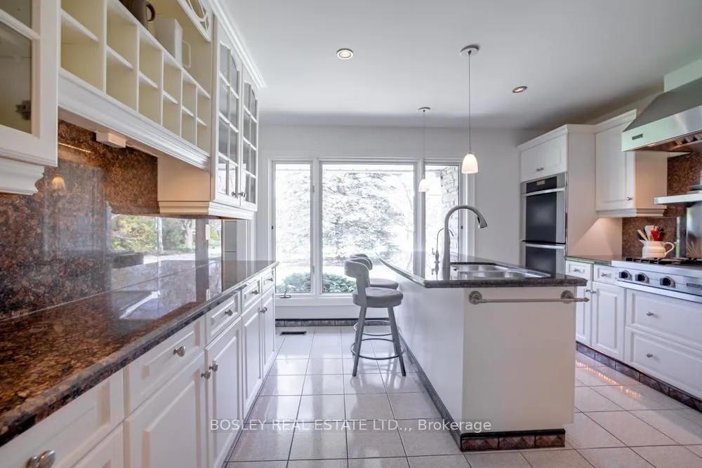 Photo 10 of 720 Lake Street, St. Catharines, Lakeshore — HOMEH