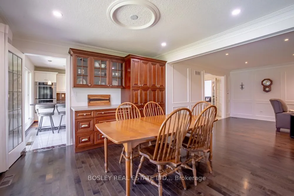 Photo 14 of 720 Lake Street, St. Catharines, Lakeshore — HOMEH