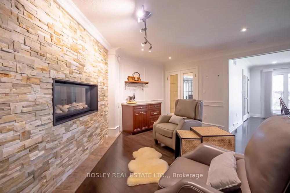 Photo 15 of 720 Lake Street, St. Catharines, Lakeshore — HOMEH