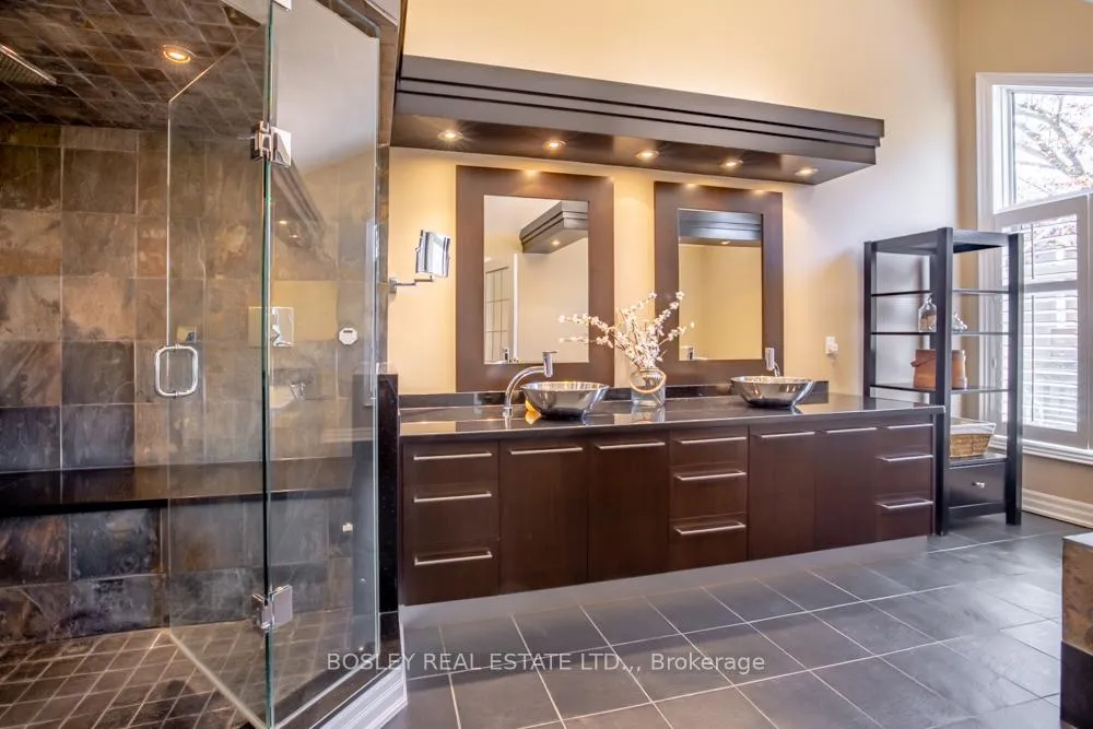 Photo 23 of 720 Lake Street, St. Catharines, Lakeshore — HOMEH