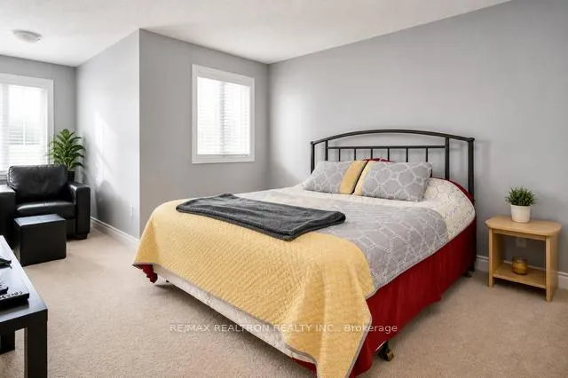 Photo 12 of 100 Sun King Crescent, Barrie, Innis-Shore — HOMEH