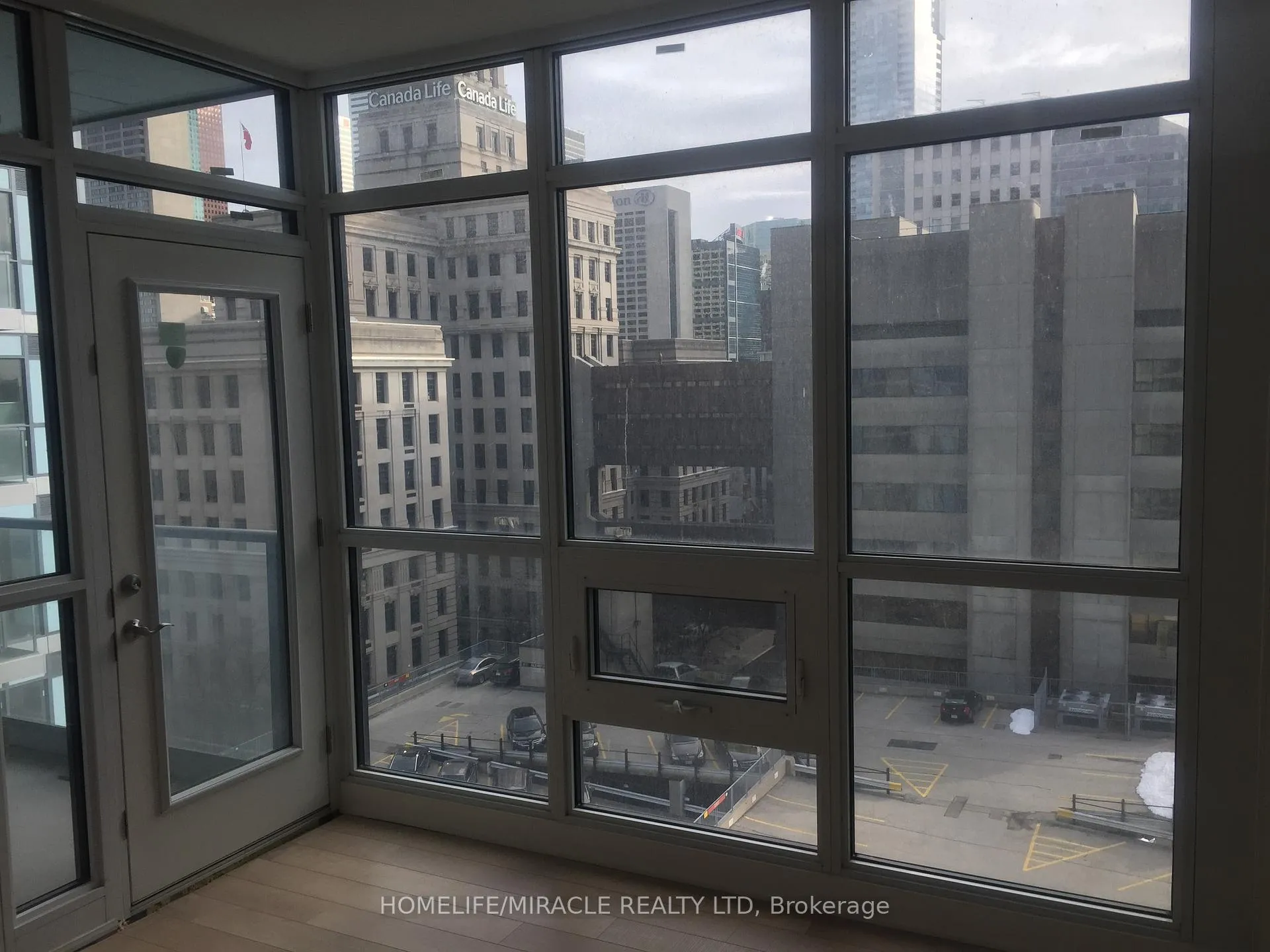 Photo 4 of Unit 1101, 210 Simcoe Street, Toronto, Kensington-Chinatown — HOMEH