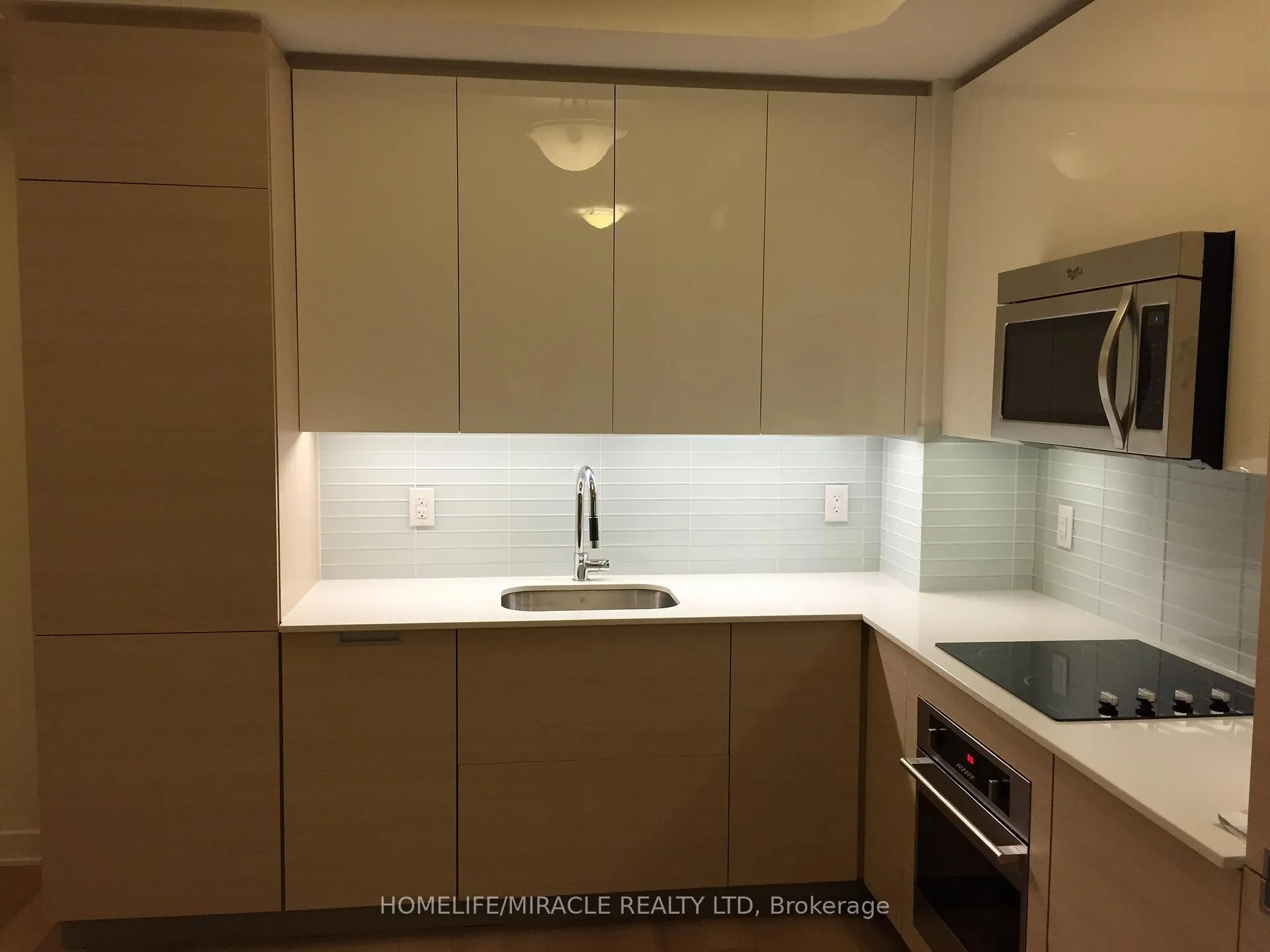 Photo 6 of Unit 1101, 210 Simcoe Street, Toronto, Kensington-Chinatown — HOMEH