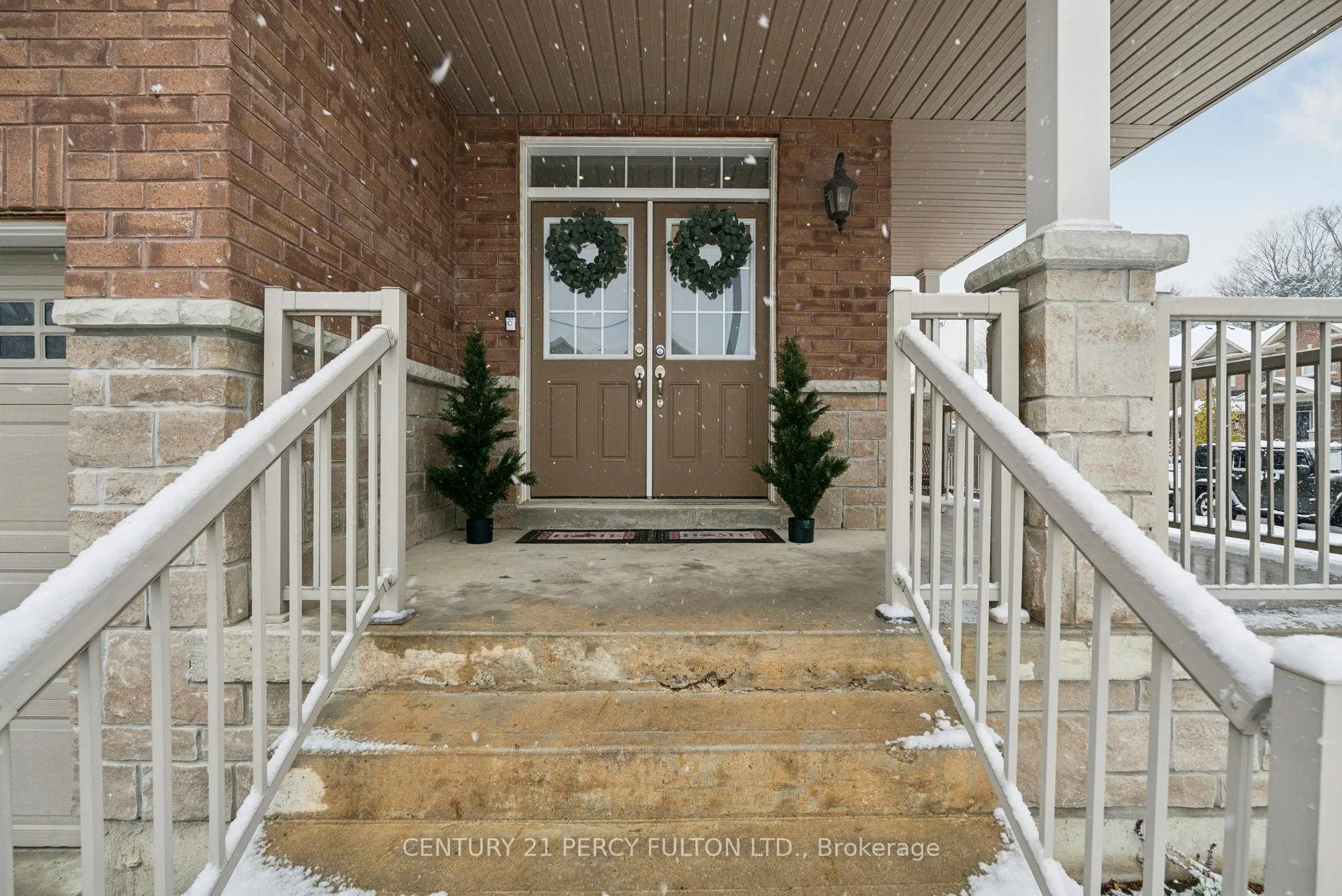Photo 3 of 2 Prosser Crescent, Georgina, Sutton & Jackson's Point — HOMEH