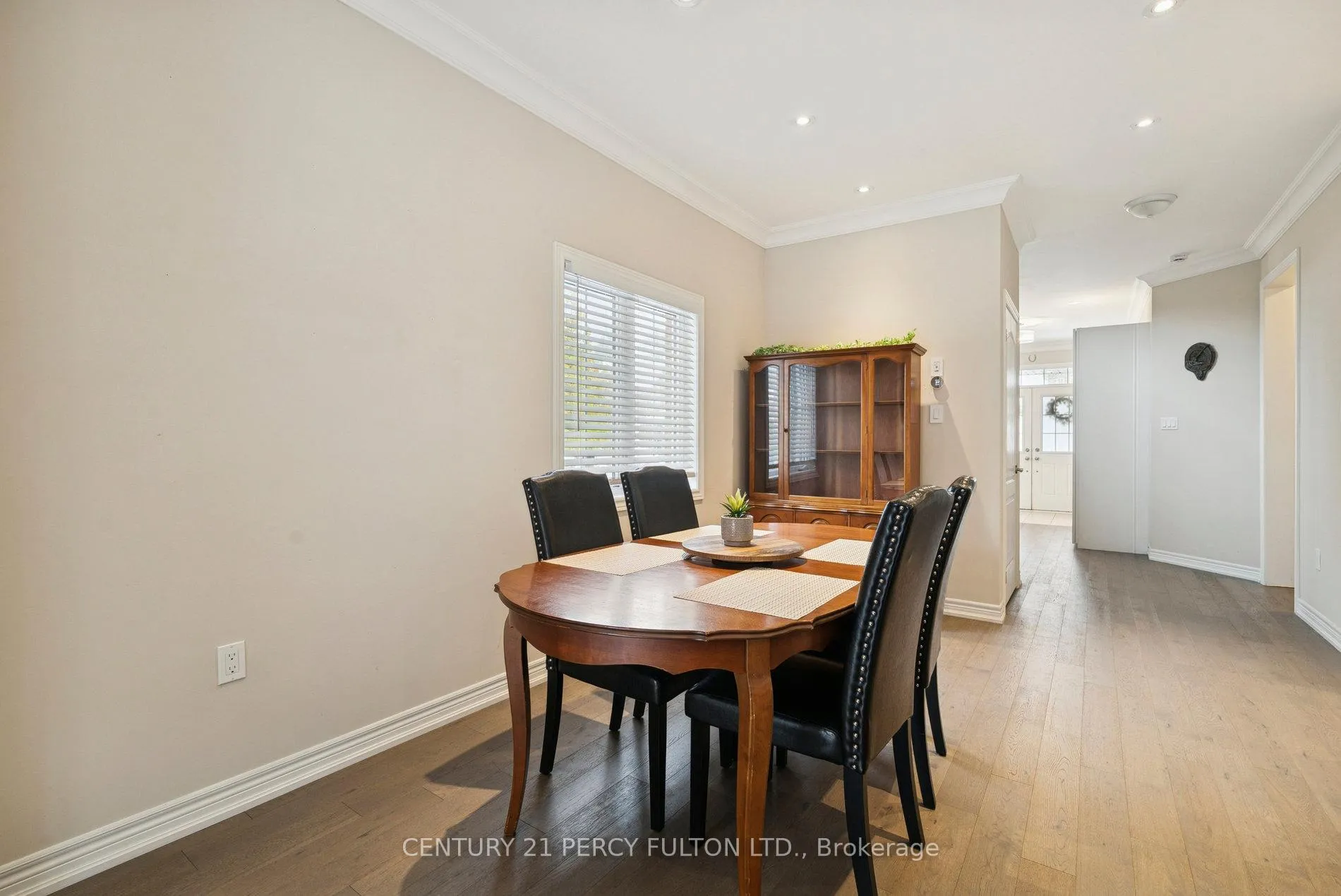 Photo 8 of 2 Prosser Crescent, Georgina, Sutton & Jackson's Point — HOMEH