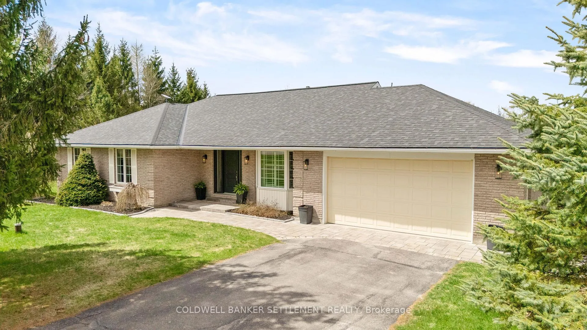 Photo 1 of 234 Somerville Drive, Tay Valley, Bathurst/Burgess & Sherbrooke (Bathurst) Twp — HOMEH