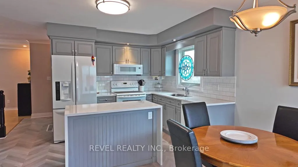 Photo 12 of 101 Bloor Avenue, Timmins, SP - Main Area — HOMEH