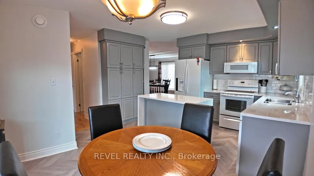 Photo 16 of 101 Bloor Avenue, Timmins, SP - Main Area — HOMEH