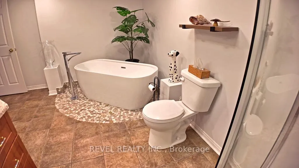 Photo 39 of 101 Bloor Avenue, Timmins, SP - Main Area — HOMEH