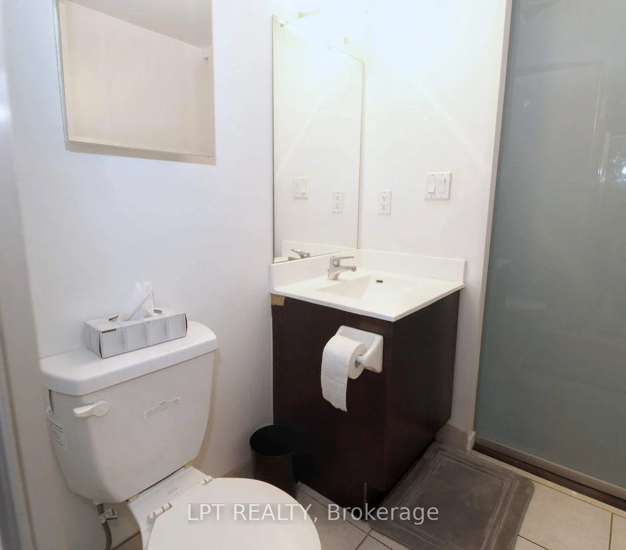 Photo 10 of Unit 618, 150 Sudbury Street, Toronto, Little Portugal — HOMEH