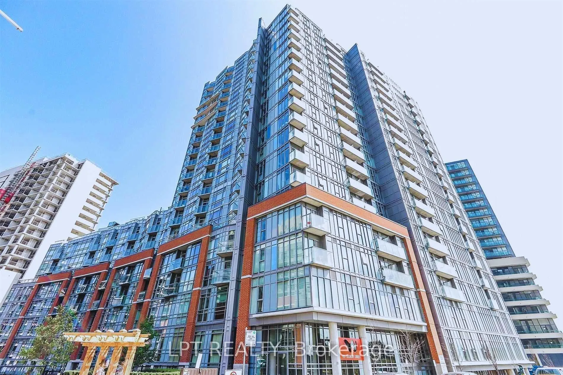 Photo 1 of Unit 618, 150 Sudbury Street, Toronto, Little Portugal — HOMEH