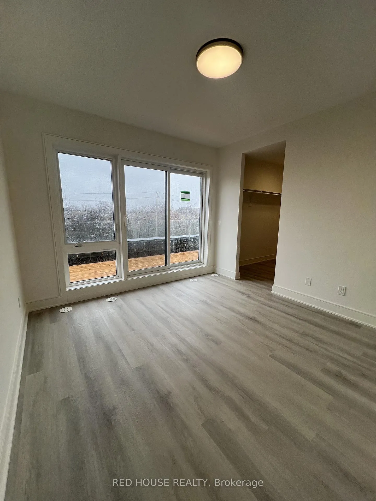 Photo 17 of 158 Everett Common, St. Catharines, Oakdale — HOMEH