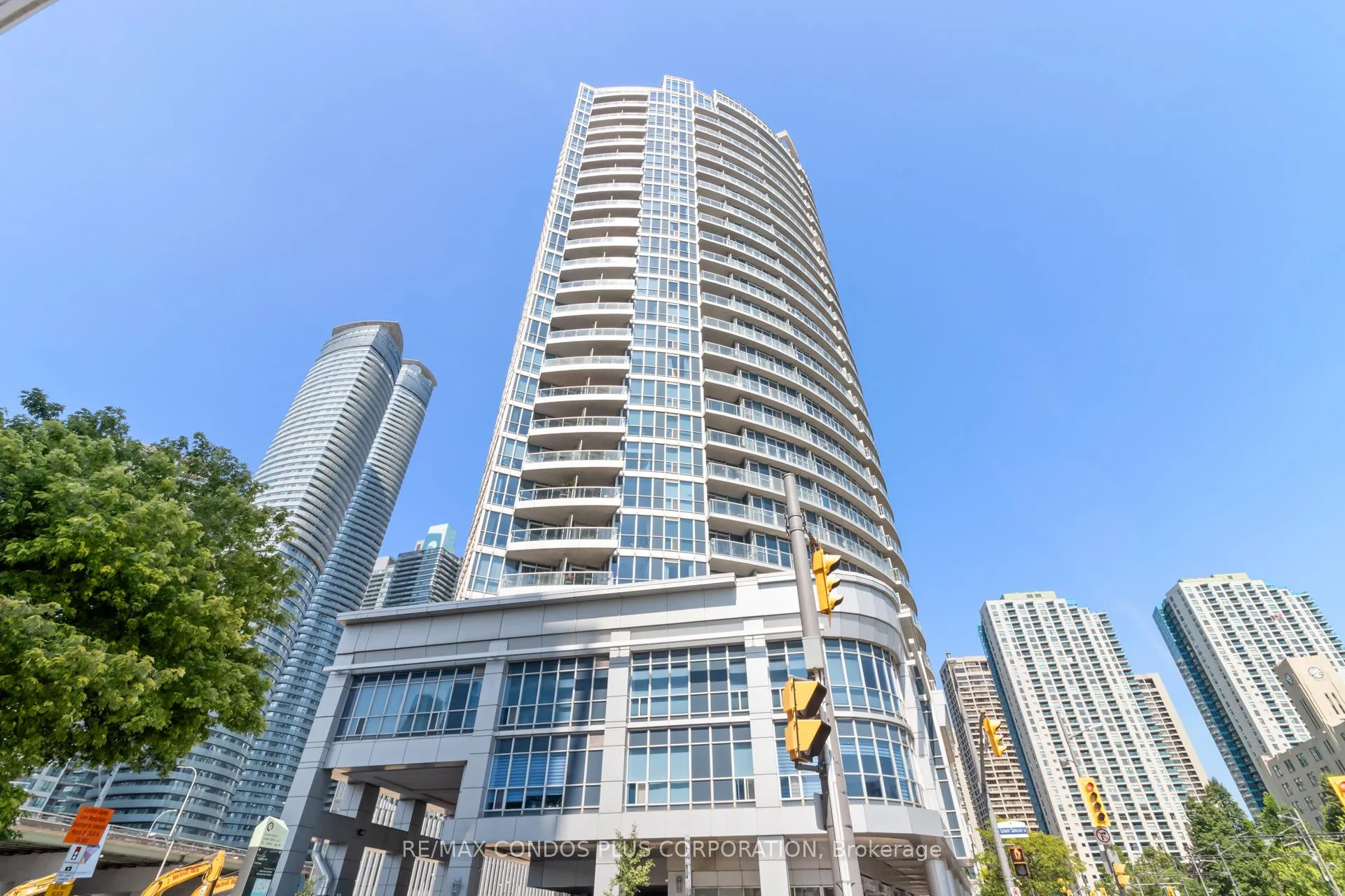Photo 2 of Unit 2611, 218 Queens Quay W, Toronto, Waterfront Communities — HOMEH