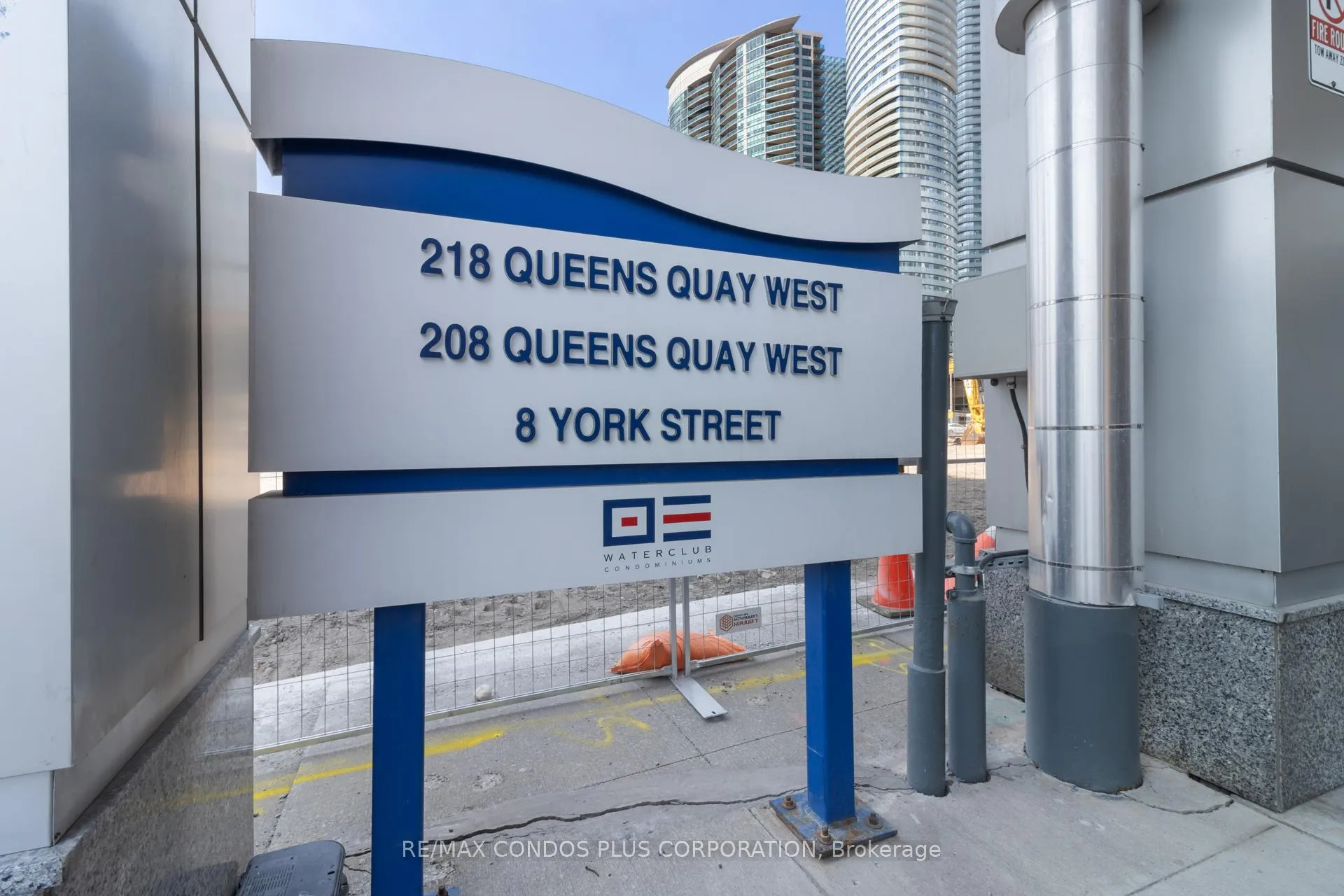Photo 4 of Unit 2611, 218 Queens Quay W, Toronto, Waterfront Communities — HOMEH