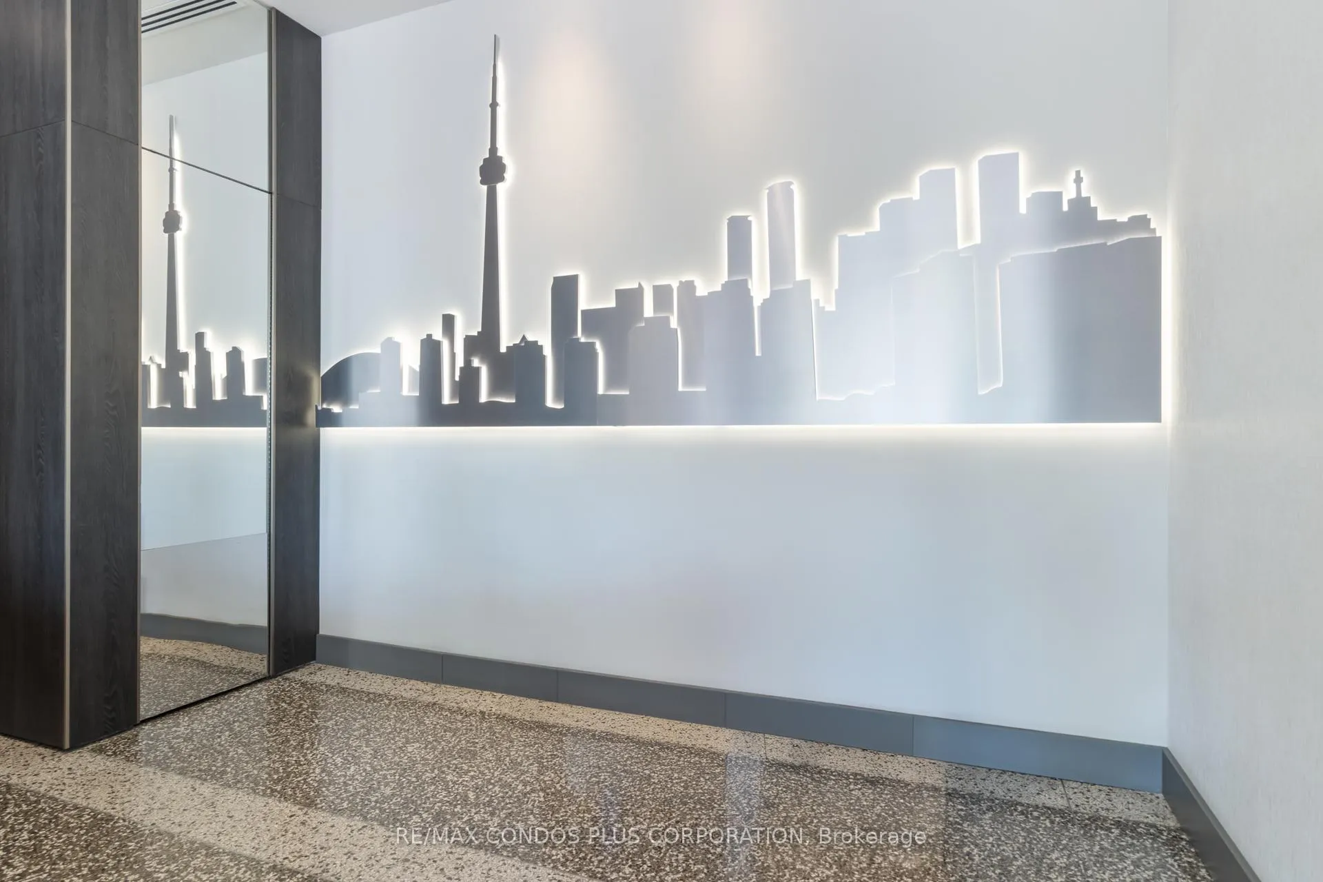 Photo 7 of Unit 2611, 218 Queens Quay W, Toronto, Waterfront Communities — HOMEH
