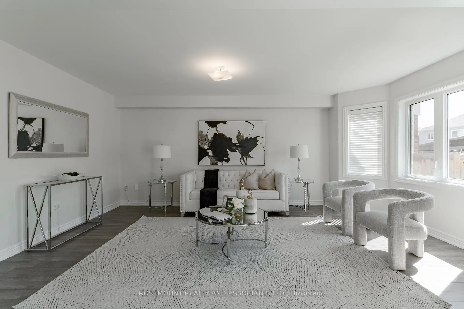 Photo 4 of 230 Bruce Cameron Drive, Clarington, Bowmanville — HOMEH
