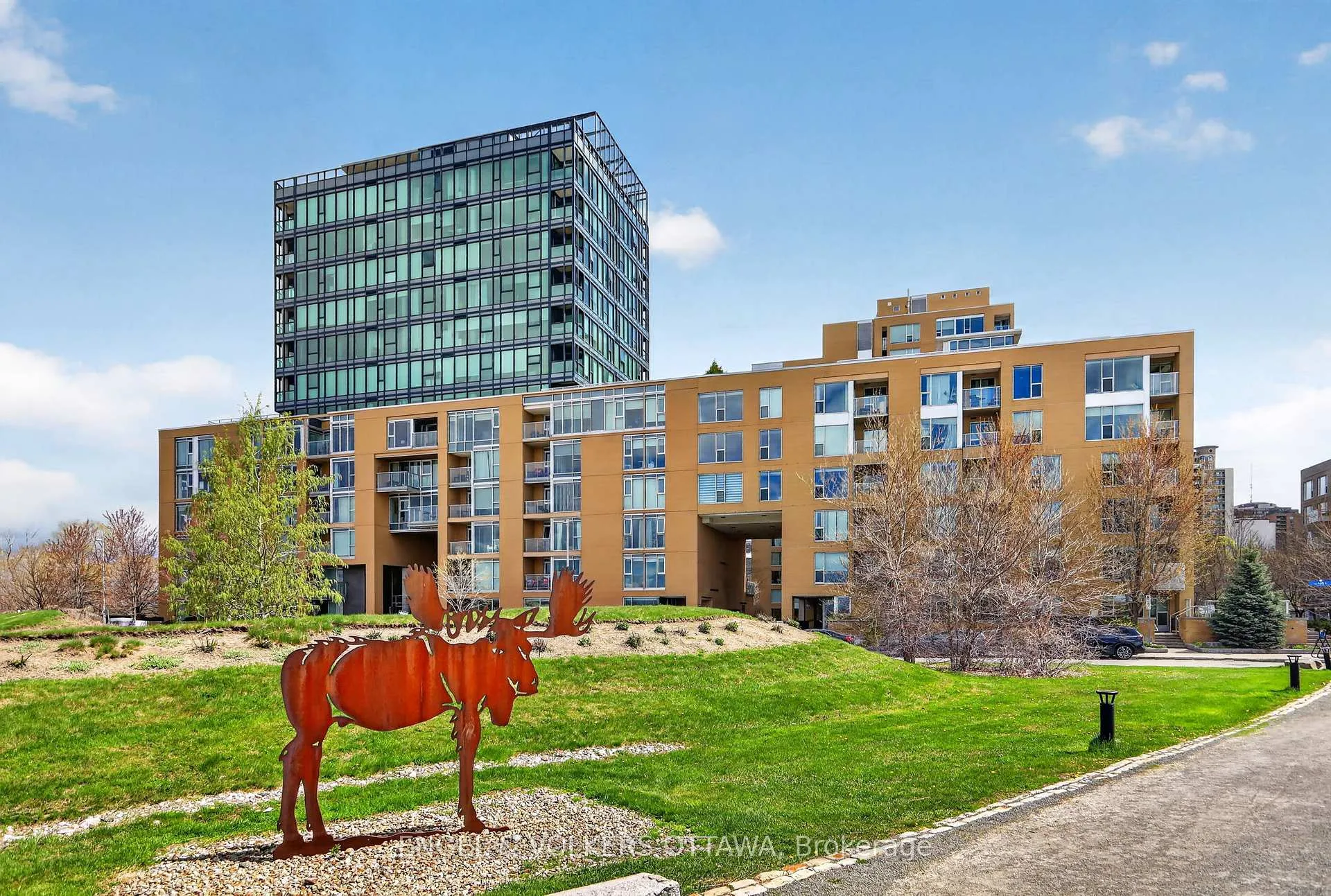Front of Unit 521, 250 Lett Street