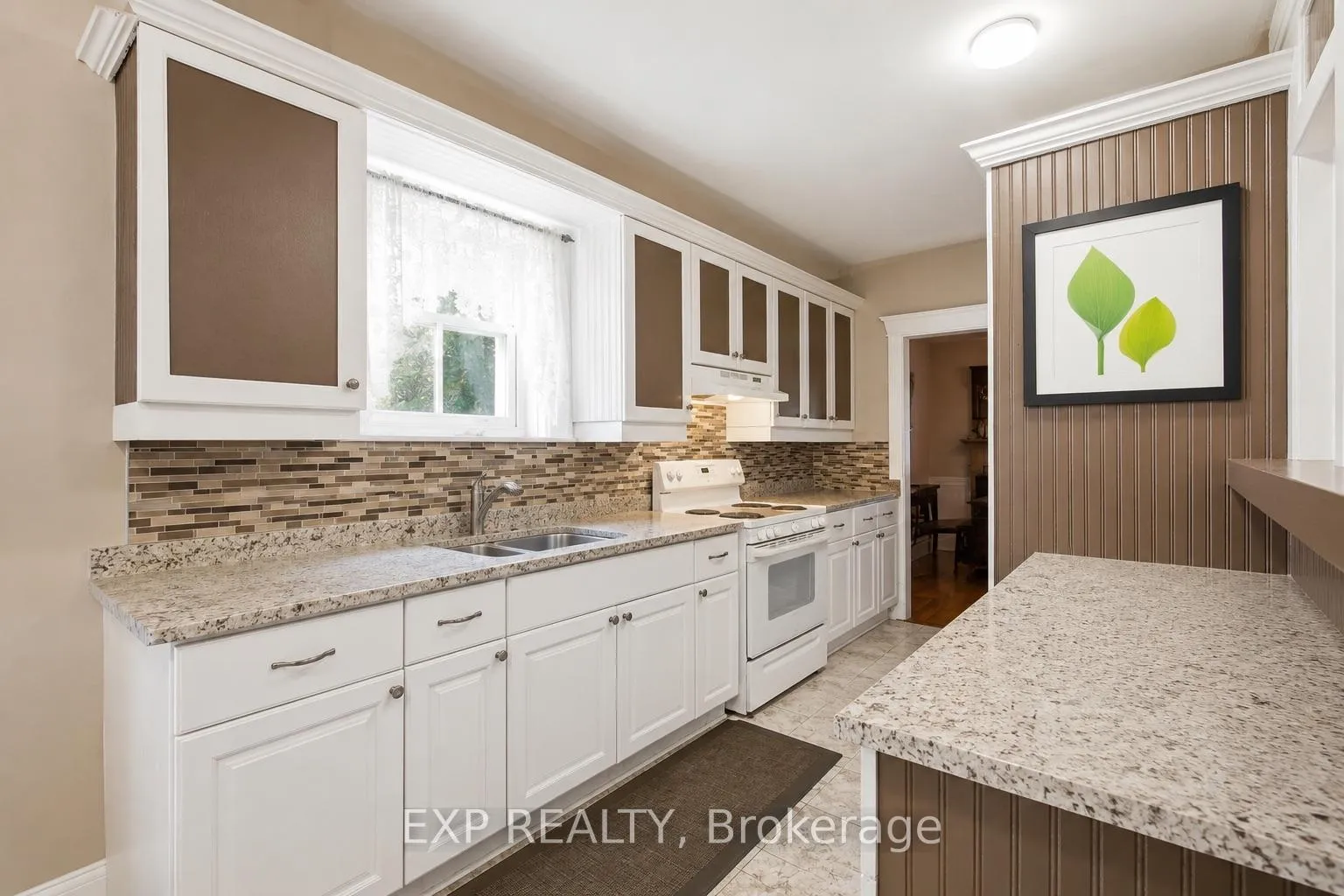 Photo 10 of 33 Burton Street, Belleville, Belleville Ward — HOMEH