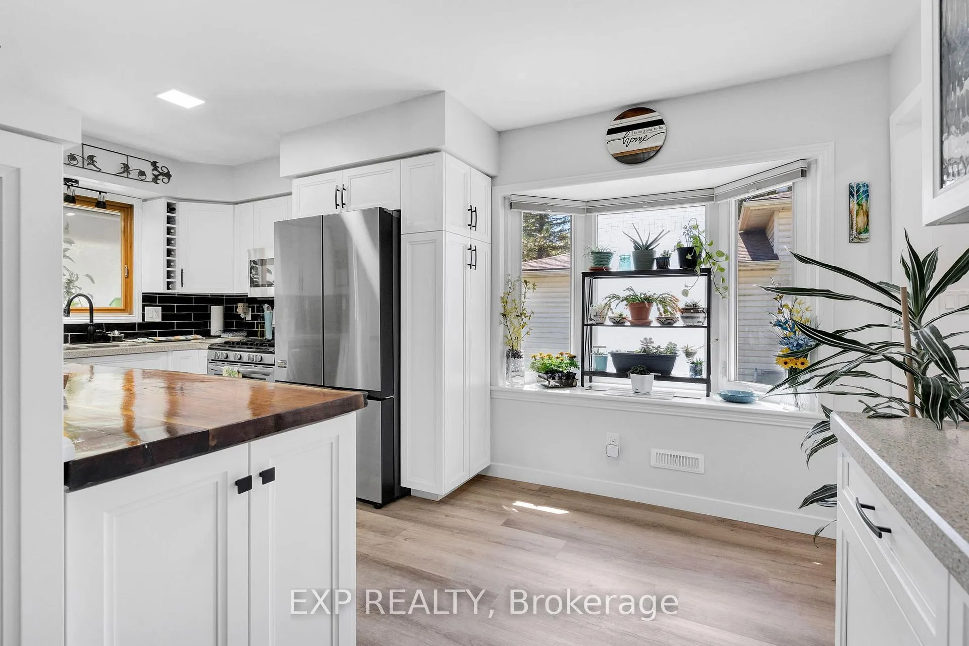Photo 9 of 277 Station Street, North Middlesex, Parkhill — HOMEH