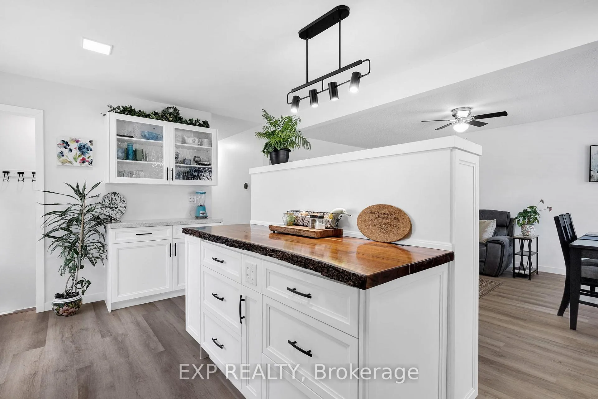 Photo 14 of 277 Station Street, North Middlesex, Parkhill — HOMEH