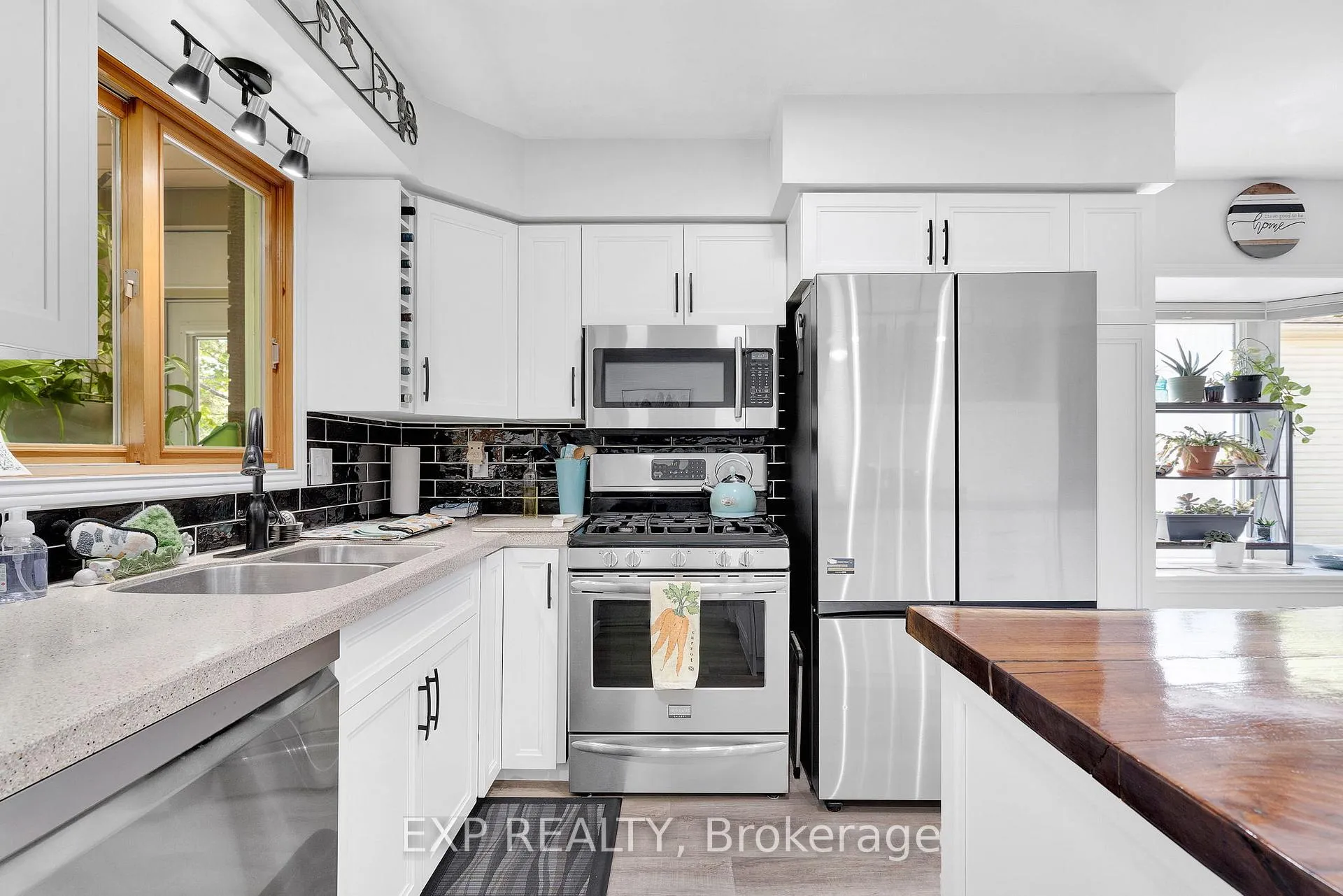Photo 15 of 277 Station Street, North Middlesex, Parkhill — HOMEH