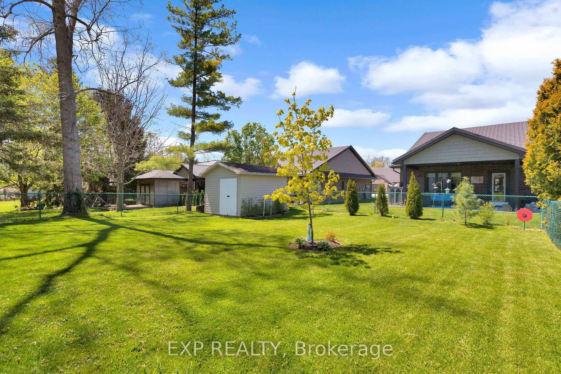 Photo 40 of 277 Station Street, North Middlesex, Parkhill — HOMEH
