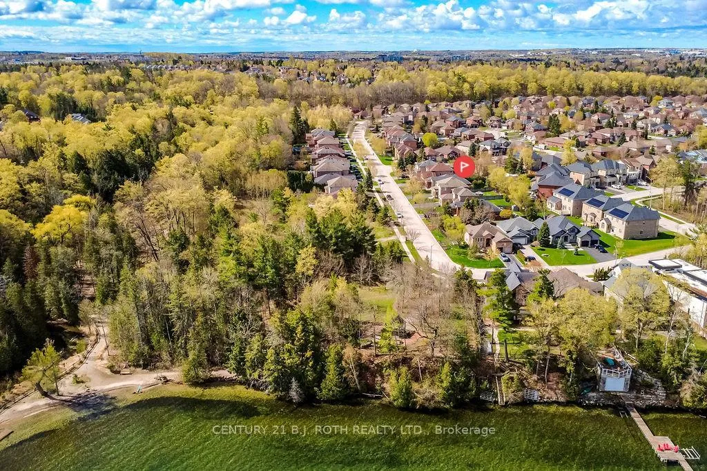 Photo 3 of 112 Crimson Ridge Road, Barrie, Bayshore — HOMEH