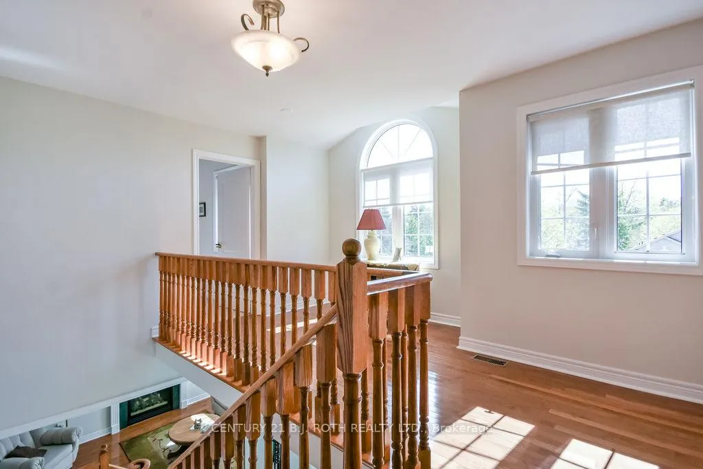 Photo 17 of 112 Crimson Ridge Road, Barrie, Bayshore — HOMEH