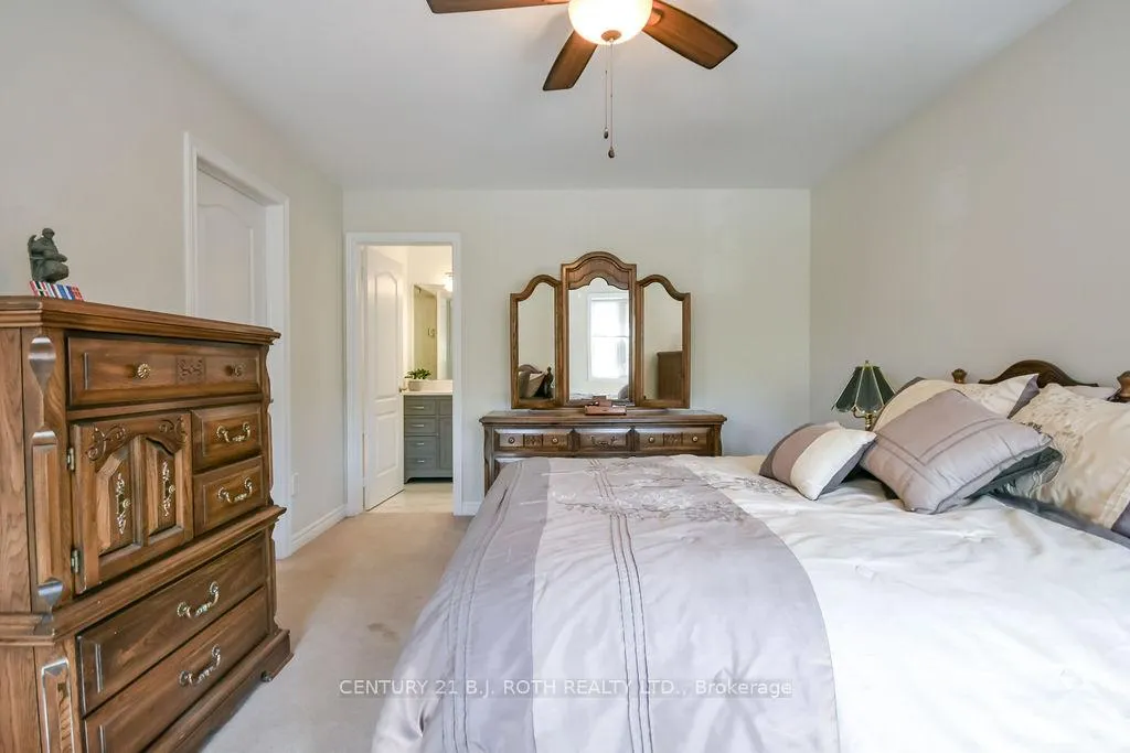 Photo 20 of 112 Crimson Ridge Road, Barrie, Bayshore — HOMEH
