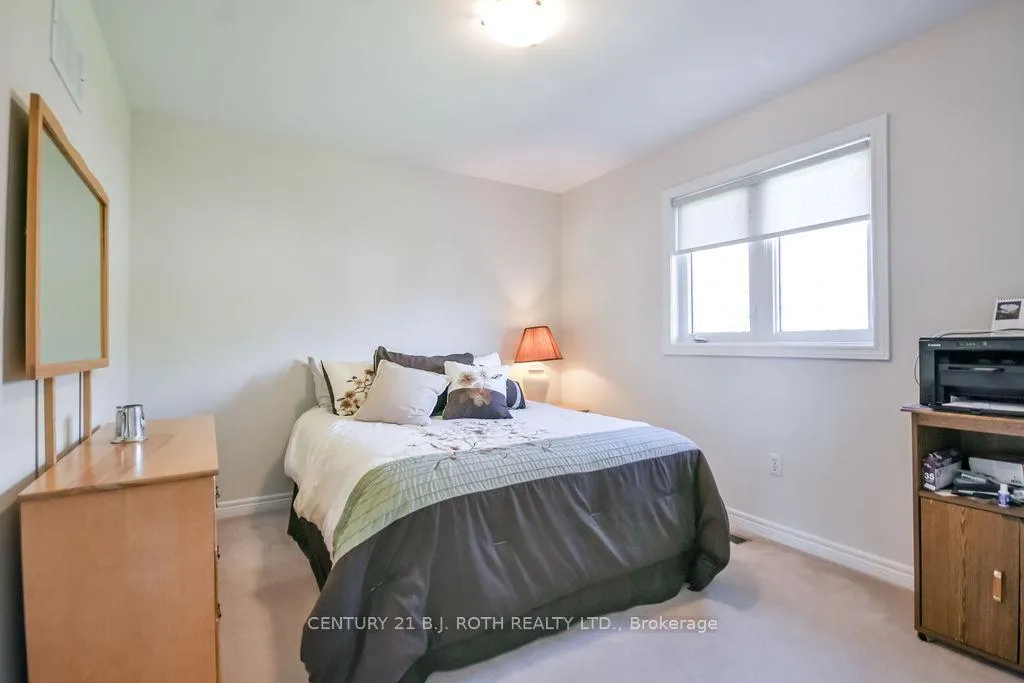 Photo 25 of 112 Crimson Ridge Road, Barrie, Bayshore — HOMEH