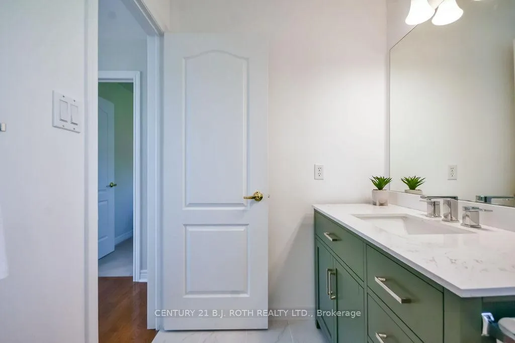 Photo 26 of 112 Crimson Ridge Road, Barrie, Bayshore — HOMEH