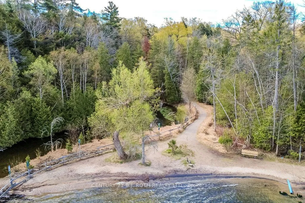 Photo 34 of 112 Crimson Ridge Road, Barrie, Bayshore — HOMEH