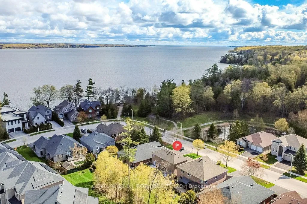 Photo 35 of 112 Crimson Ridge Road, Barrie, Bayshore — HOMEH