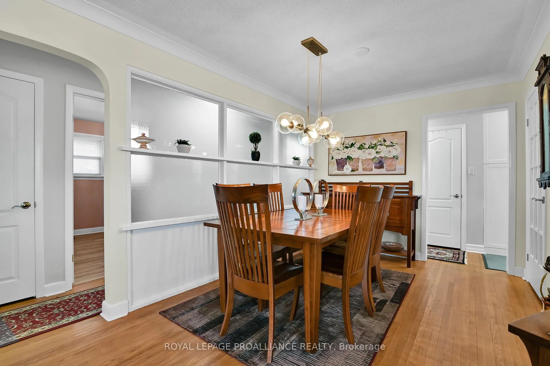 Photo 4 of 419 St Lawrence Street, Prescott — HOMEH